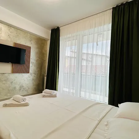 Meraki And Premium Appartement Năvodari